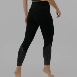 ZYIA active womens Girls night out black pocket luxe hi-rise soft legging Size 4